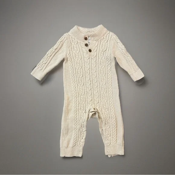 BabyGap Gap Cable Knit onesie romper with buttons size 12-18 months beige - Picture 2 of 4